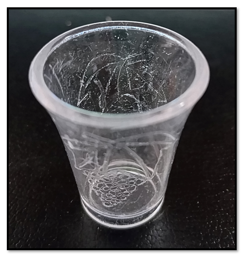 Pkt 10 - 3mm thick Communion plastic Glass with Vines & Grapes engraving