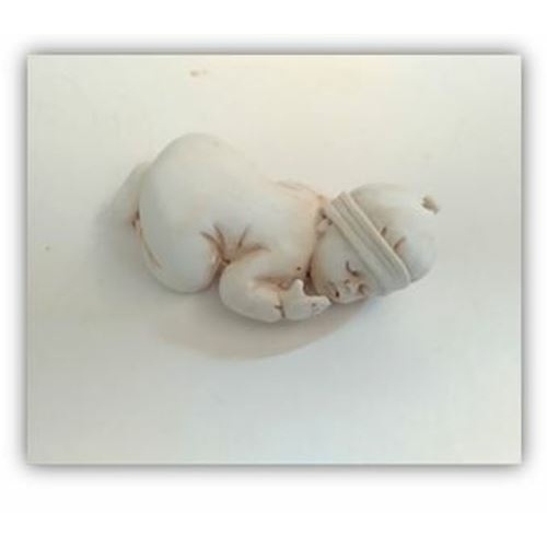 5cm Baby sleeping on Tummy Statue