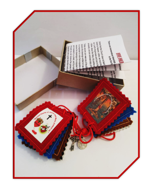 5 Fold Scapular in gift box