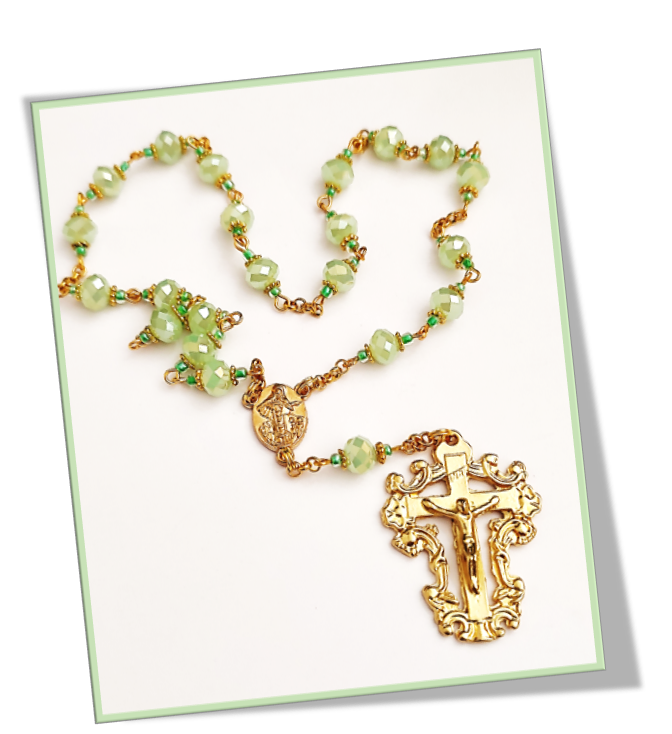 Peace Chaplet in Mint Green crystal - Gold - Image 3