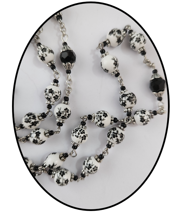 Porcelain Rosary with Black delicate Flowers - Image 3
