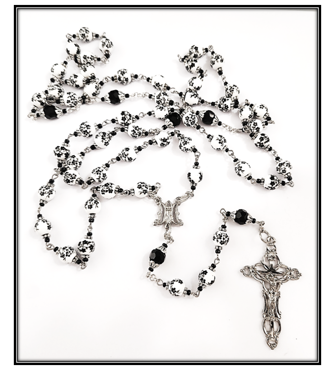 Porcelain Rosary with Black delicate Flowers - Image 2