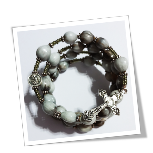 Job's Tears Memory Wire Bracelet