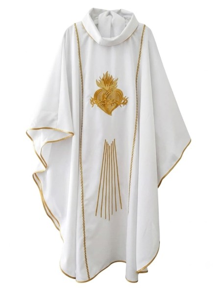 White Chasuble With Heart Of Jesus In Golds And Projecting Rays