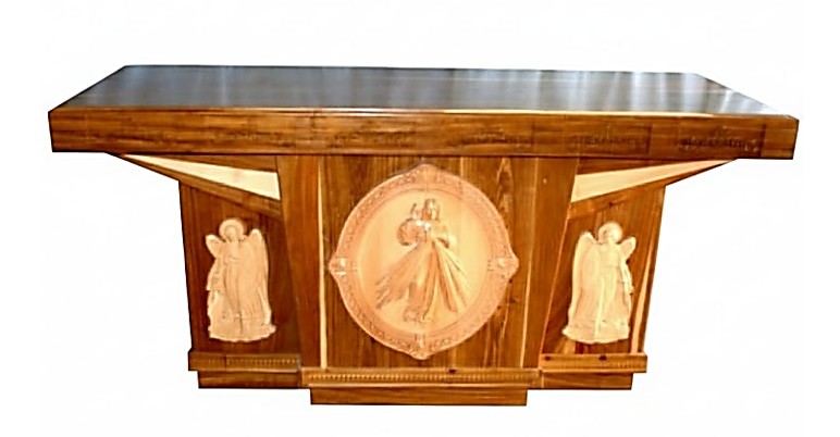 Altar with Engravings - Variations of Wood - Price on Request