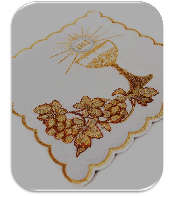 Haftina House Altar Linen Set - Chalice, Eucharist, Grapes and Vines (Pall, Corporal, Lavabo Towel and Purificator) - Image 2
