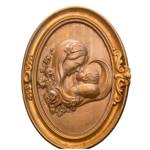 Oval Mother & Child Wall plaque engraved into wood - Gold / Silver highlights