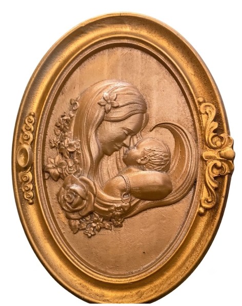 Oval Mother & Child Wall plaque engraved into wood - Gold / Silver highlights