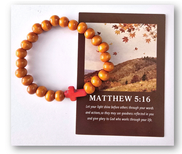 Assorted Wooden Bracelet with Red Cross and Bible Verse Card - Bonbonnière - Image 3