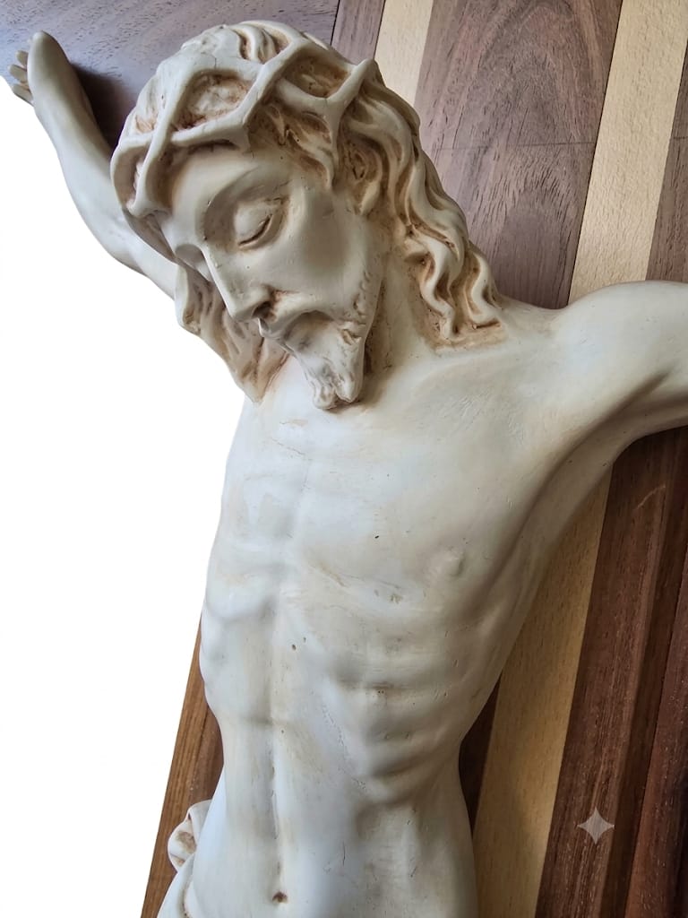 198cm Kiaat with Beechwood Inlay -  Crucifix